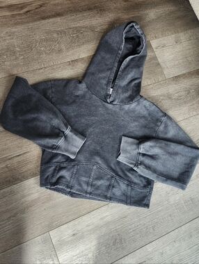 Washed Charcoal Cropped Hoodie Girls 14/16 Colorful Planet